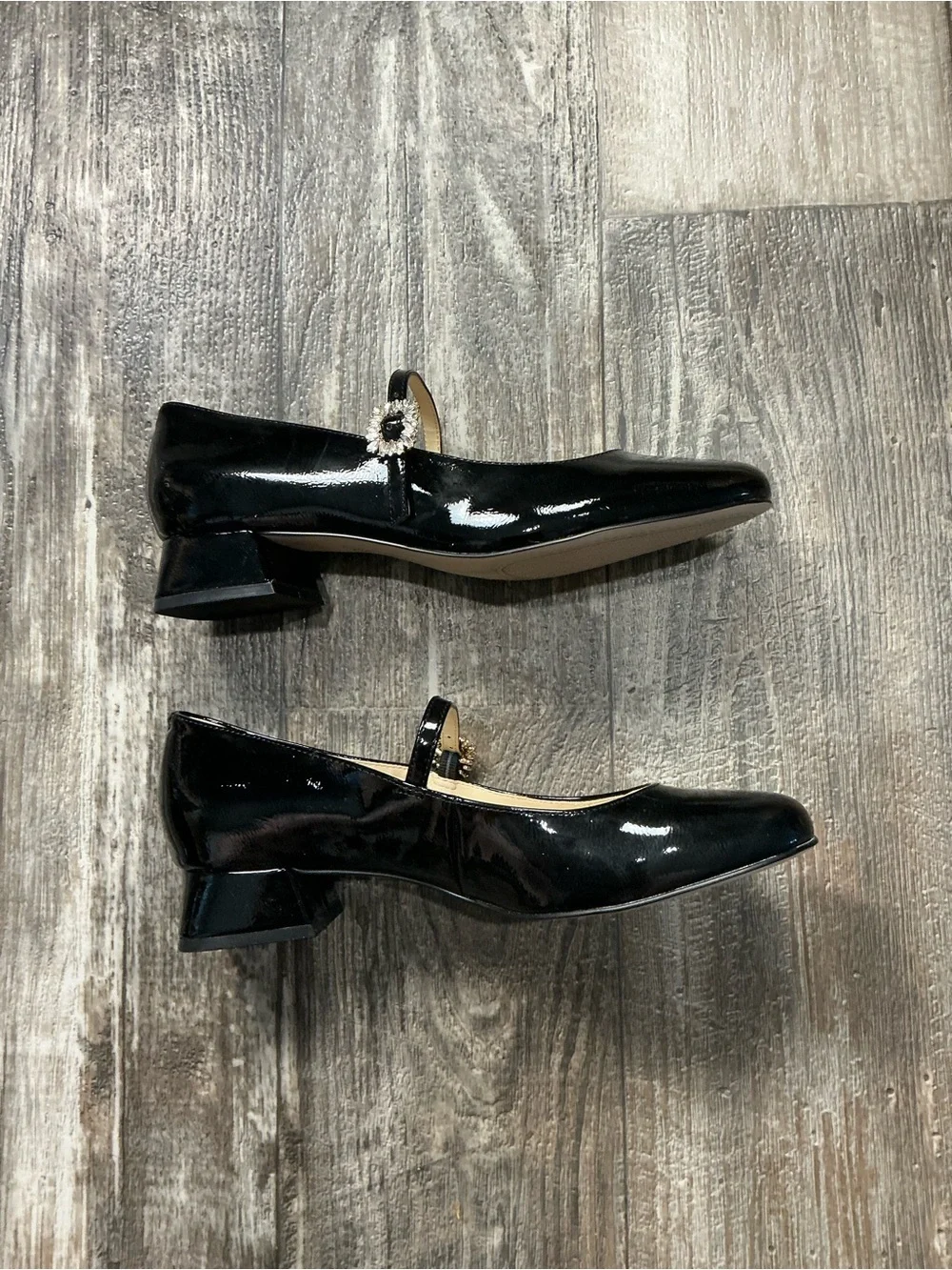 Jessica Simpson Black Patent Mary Jane Pumps with Jeweled Buckle Size 8.5